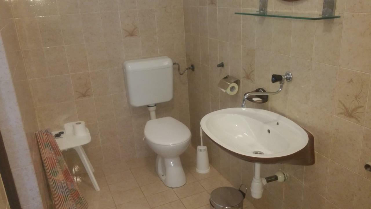 Apartman Frketic Zaboric Exterior foto